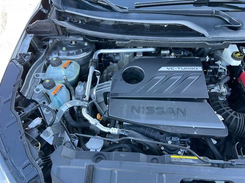 Used 2023 Nissan Rogue SV image 41