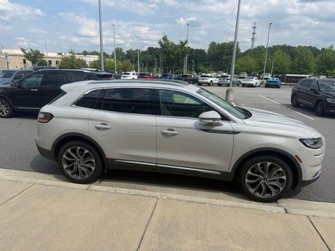 Used 2023 Lincoln Nautilus Reserve w/ Equipment Group 201A FWD image 5
