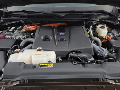 Used 2024 Toyota Sequoia Limited AWD/4WD image 14
