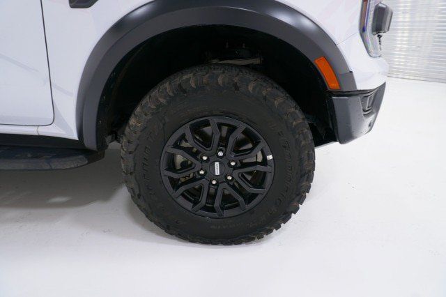 Certified 2025 Ford Ranger Raptor AWD/4WD image 4