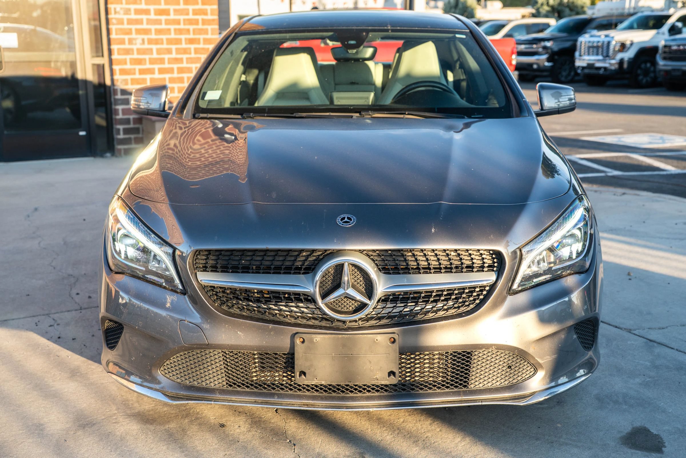 Used 2018 Mercedes-Benz CLA 250 4MATIC image 2