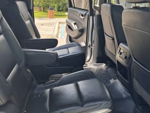 Used 2017 GMC Yukon XL SLT w/ Open Road Package RWD image 20