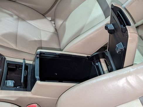 Used 2012 Toyota Camry XLE image 40