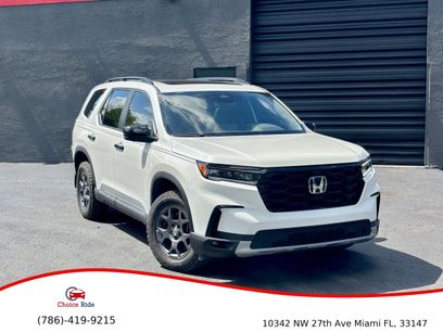 Used 2025 Honda Pilot TrailSport