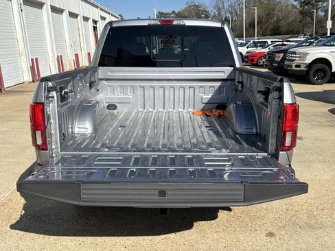 Used 2020 Ford F150 Lariat image 11