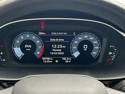 Used 2022 Audi Q3 2.0T Premium image 22