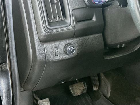 Used 2015 GMC Canyon SLE RWD image 16