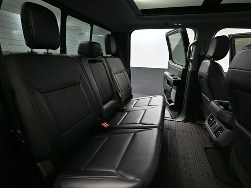 Used 2024 Ford F250 Lariat w/ Lariat Ultimate Package AWD/4WD image 47