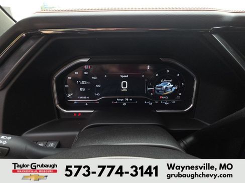 Used 2024 GMC Sierra 2500 AT4 w/ AT4 Premium Plus Package AWD/4WD image 8