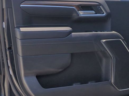 Used 2023 Chevrolet Silverado 1500 LT RWD image 22
