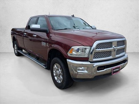 Used 2017 RAM 3500 Laramie AWD/4WD image 3