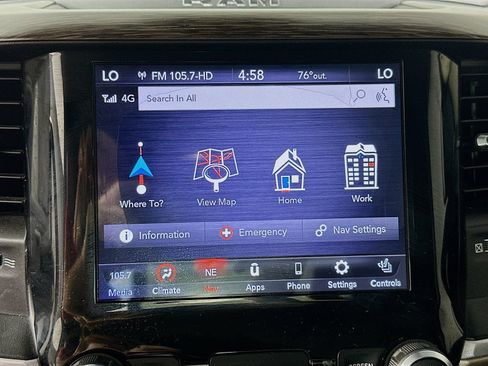 Used 2020 RAM 1500 Laramie w/ Off Road Group AWD/4WD image 13