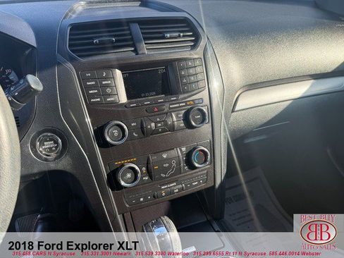 Used 2018 Ford Explorer XLT image 20