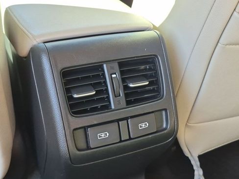 Used 2021 Honda Accord Touring image 18
