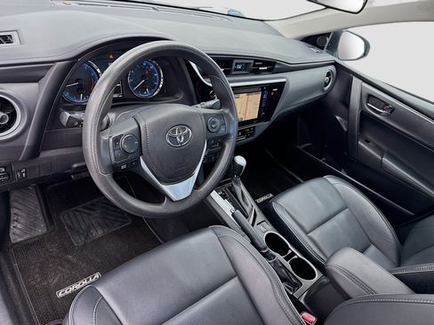 Used 2017 Toyota Corolla XLE w/ Carpet Mat Package (TMS) FWD image 7