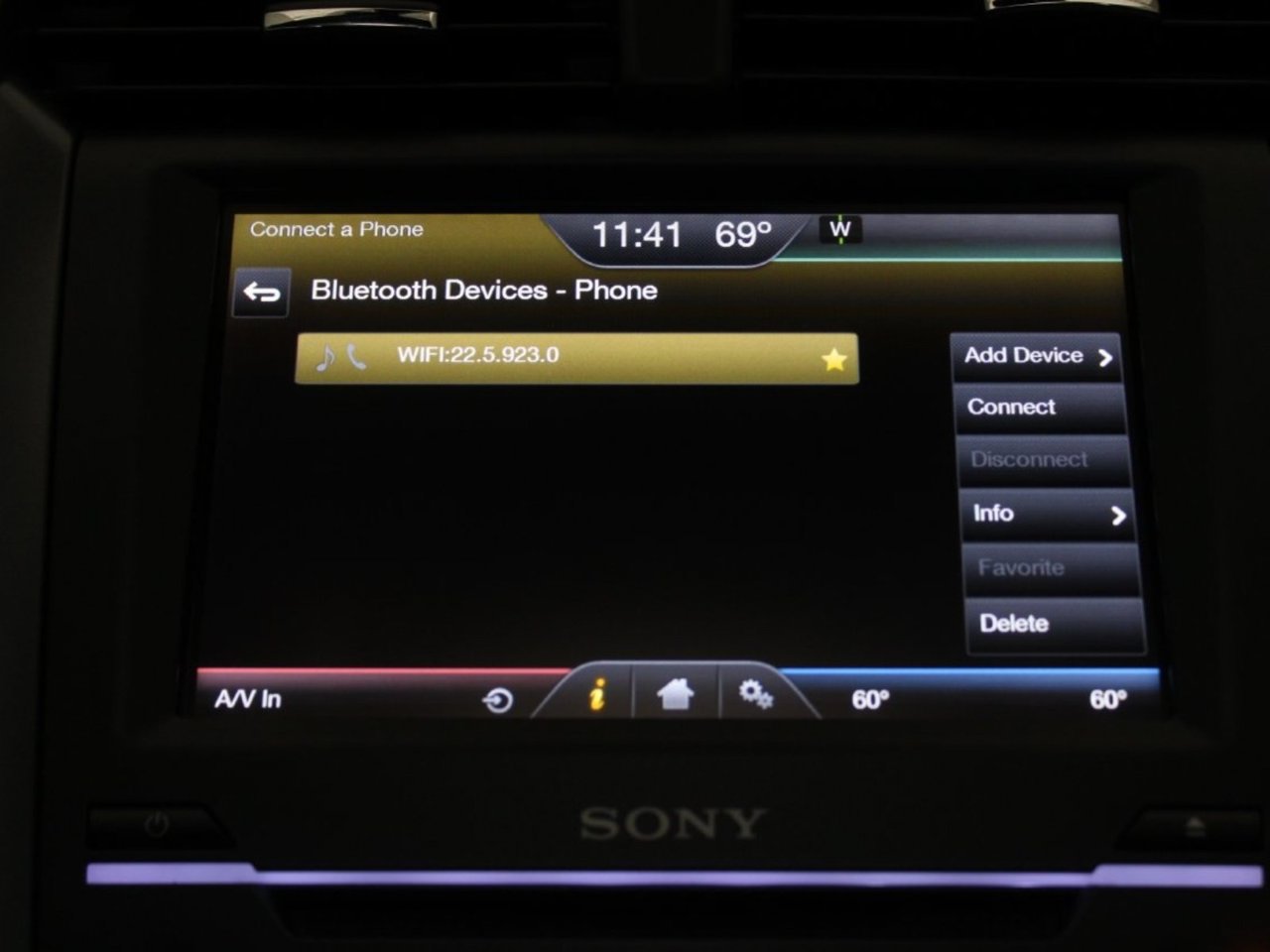 Used 2015 Ford Fusion Titanium FWD image 25