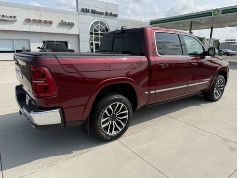 Used 2025 RAM 1500 Limited AWD/4WD image 8