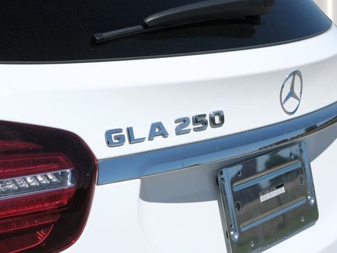 Used 2020 Mercedes-Benz GLA 250 image 12