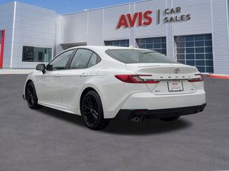 Used 2025 Toyota Camry SE video 3