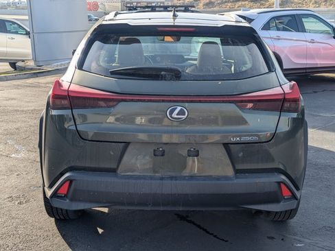 Used 2021 Lexus UX 250h w/ Premium Package image 5