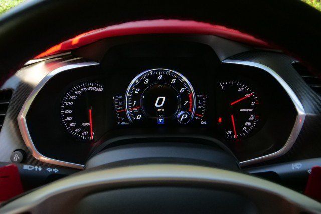 Used 2018 Chevrolet Corvette Z06 RWD image 11