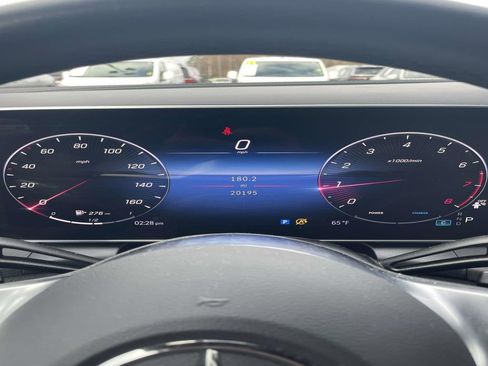 Used 2024 Mercedes-Benz GLC 300 image 26