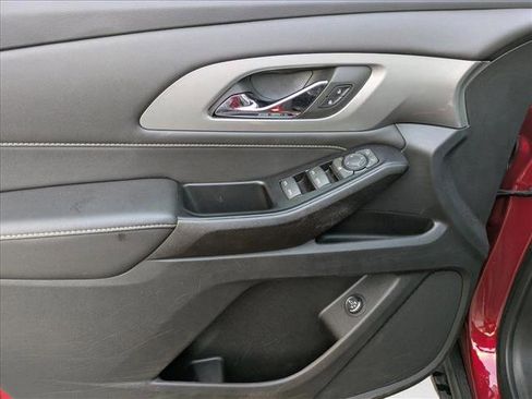 Used 2023 Chevrolet Traverse LT w/ LPO, Floor Liner Package image 14