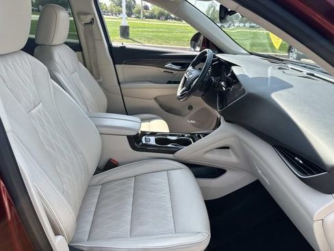 Used 2021 Buick Envision Avenir FWD image 27