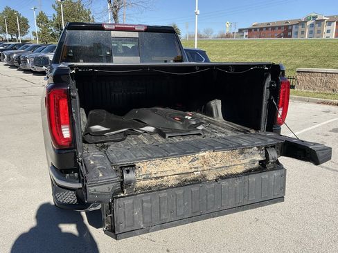 Used 2022 GMC Sierra 1500 SLT w/ SLT Premium Plus Package image 6