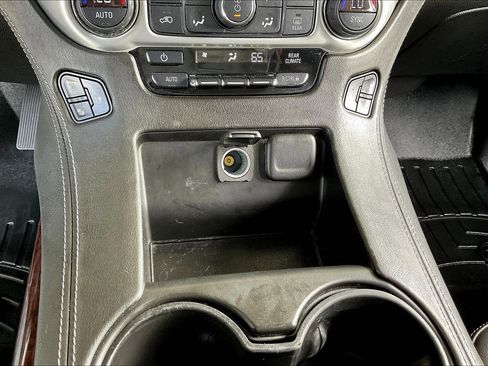 Used 2020 GMC Yukon SLT AWD/4WD image 15