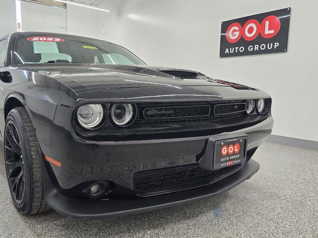 Used 2022 Dodge Challenger GT w/ Blacktop Package AWD/4WD image 10