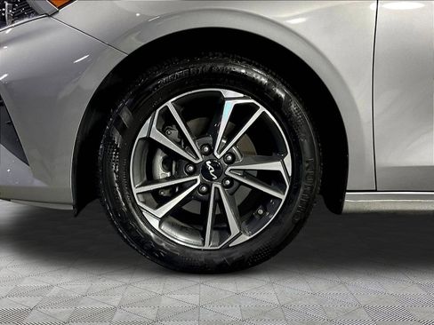 Used 2024 Kia Forte LXS FWD image 32