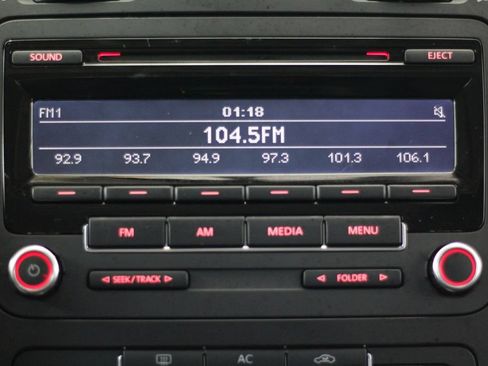 Used 2010 Volkswagen Jetta Limited Edition FWD image 17