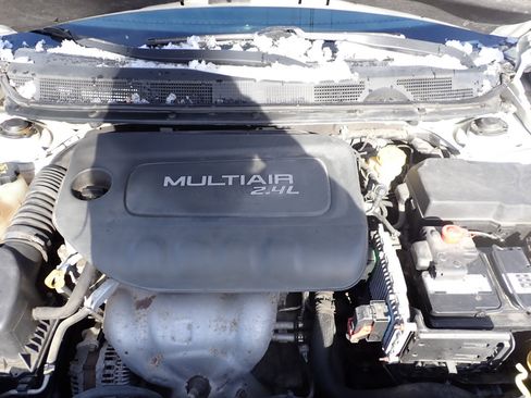 Used 2015 Dodge Dart SXT w/ Sun/Sound Group image 8