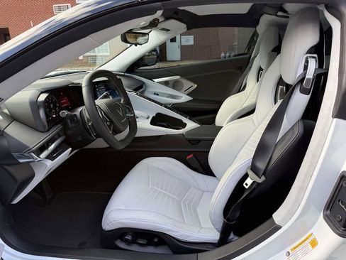 Used 2024 Chevrolet Corvette Stingray Premium Cpe w/ Z51 Performance Package image 15