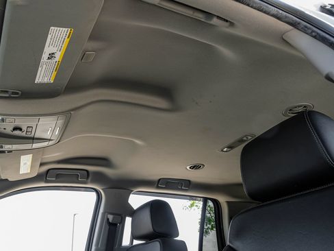 Used 2020 Chevrolet Tahoe Premier AWD/4WD image 20