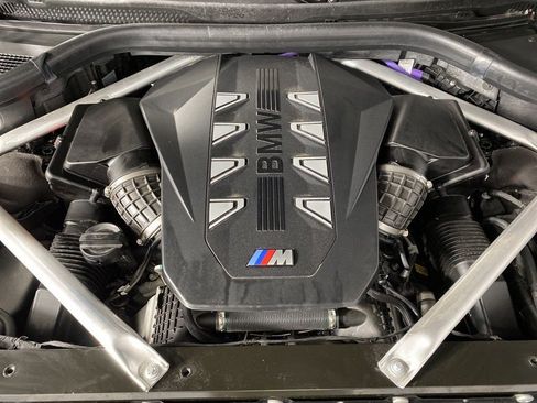 Certified 2025 BMW X7 M60i w/ Climate Comfort Package image 36