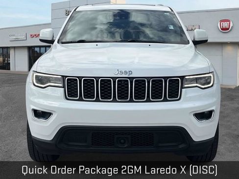 Used 2022 Jeep Grand Cherokee Laredo X AWD/4WD image 2