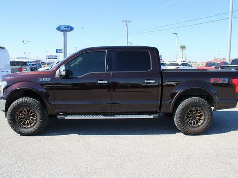 Used 2018 Ford F150 Lariat image 9
