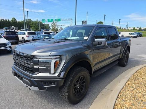 Used 2025 Ford F150 Raptor AWD/4WD image 7