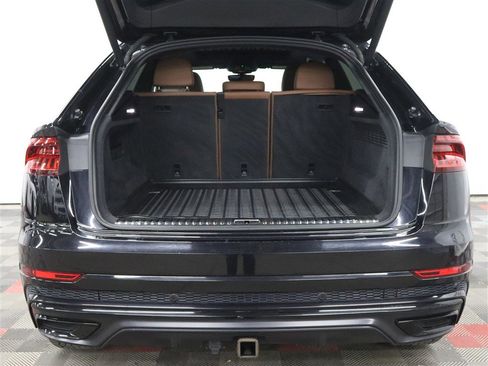 Used 2021 Audi Q8 Premium Plus w/ Premium Plus Package image 6