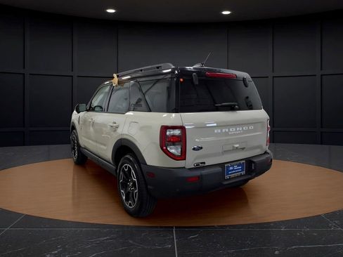Certified 2025 Ford Bronco Sport Outer Banks w/ Outer Banks Tech Package+ AWD/4WD image 4