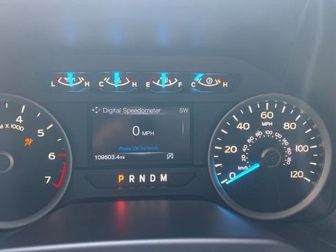 Used 2017 Ford F150 XLT w/ Equipment Group 302A Luxury image 10