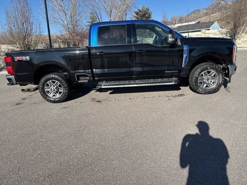 Used 2023 Ford F350 Lariat w/ FX4 Off-Road Package AWD/4WD image 11
