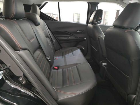 Used 2020 Nissan Kicks SR FWD image 26