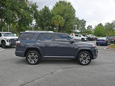 Used 2024 Toyota 4Runner Limited AWD/4WD image 5