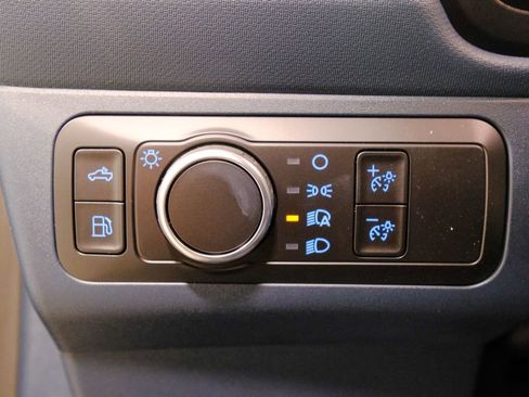 New 2025 Ford Maverick XLT w/ XLT Luxury Package image 38