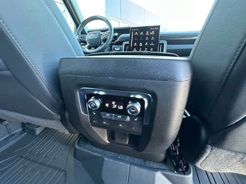 New 2026 GMC Yukon XL Elevation w/ Elevation Premium Package image 29