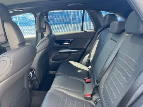 Used 2026 Mercedes-Benz GLC 300 image 18