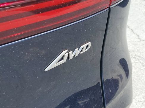Used 2023 Genesis GV70 2.5T w/ Sport Prestige Package AWD/4WD image 9